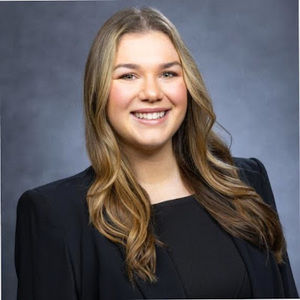 Meet your Posher, Lily